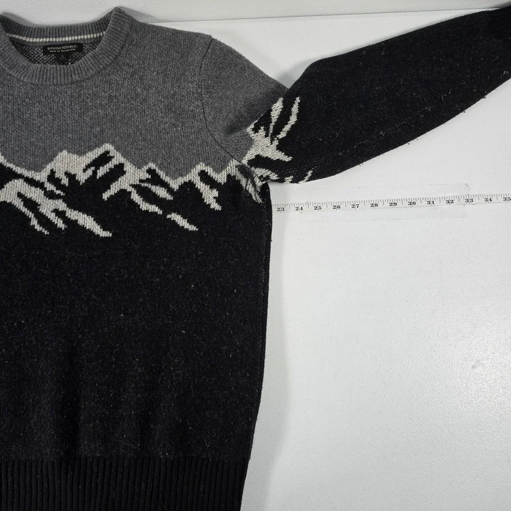 Banana Republic Mens Mountain Intarsia Italian Wool Blend Sweater Grey Black L